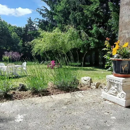 Maison Charmante Au Coeur Du Chambon-sur-lignon Avec Jardin *